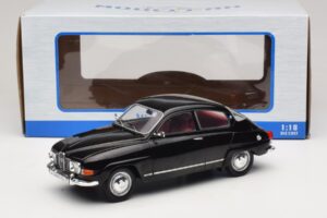 Saab 96 V4 Preto MCG 1:18 MCG18063 Metal - imagem 6 de 6