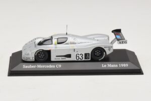 Sauber Mercedes C9 #63 J. Mass / M. Reuter / S. Dickens Winners 24 Hours of Le Mans 1989 Minichamps 1:43 B66041033 Metal