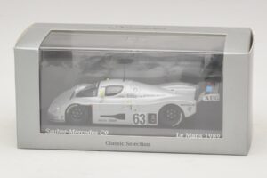 Sauber Mercedes C9 #63 J. Mass / M. Reuter / S. Dickens Winners 24 Hours of Le Mans 1989 Minichamps 1:43 B66041033 Metal - imagem 5 de 5