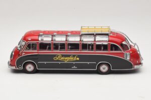 Setra S8 Reisegluck Minichamps 1:43 439030089 Metal - imagem 3 de 6