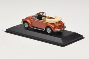 Volkswagen 1200 Cabriolet Hebmuller Vermelho Minichamps 1:43 430052032 Metal - imagem 3 de 4