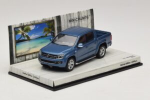 Volkswagen Amarok Azul Metálico Minichamps 1:43 436058362 Metal - imagem 2 de 5