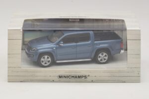 Volkswagen Amarok Azul Metálico Minichamps 1:43 436058362 Metal - imagem 5 de 5