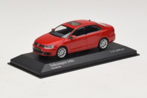 Volkswagen Jetta Mk6 Vermelho Minichamps 1:43 400059001 Metal - imagem 2 de 4
