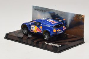 Volkswagen Race Touareg Red Bull #204 J. Kleinschmidt / F. Pons Dakar Rally 2005 Minichamps 1:43 436045304 Metal - imagem 3 de 5