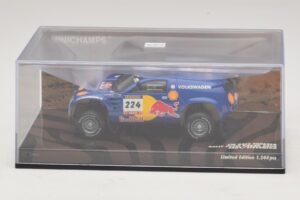 Volkswagen Race Touareg Red Bull #224 B. Saby / Stevenson Dakar Rally 2005 Minichamps 1:43 436045324 Metal - imagem 4 de 5