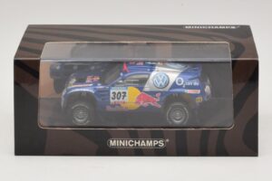 Volkswagen Race Touareg Red Bull #307 B. Saby / M. Perin Dakar Rally 2005 Minichamps 1:43 436055307 Metal - imagem 5 de 5