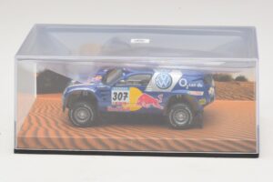 Volkswagen Race Touareg Red Bull #307 Edição Concessionário 2005 Minichamps 1:43 7LO099400PD307 Metal - imagem 4 de 5