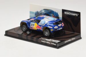 Volkswagen Race Touareg Red Bull #317 Gordon / von Zitzewitz Dakar Rally 2005 Minichamps 1:43 436055317 Metal - imagem 3 de 5