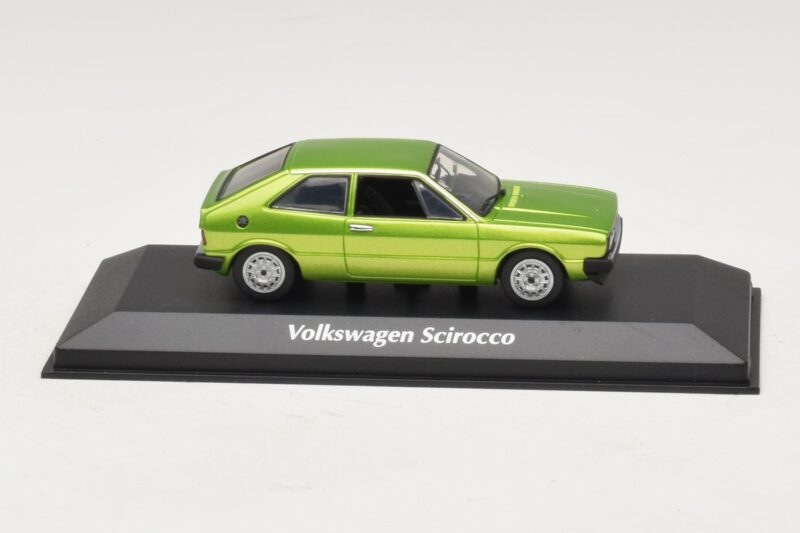 Volkswagen Scirocco Mk1 Verde Metálico Maxichamps 1:43 Volkswagen Scirocco Mk1 Verde Metálico Maxichamps 1:43 940050420 Metal