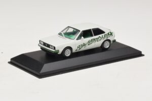 Volkswagen Scirocco Mk1 Streetfighter Branco Minichamps 1:43 430050424 Metal - imagem 2 de 4
