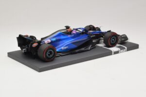 Williams Racing FW45 #23 A. Albon Bahrain GP 2023 Minichamps 1:18 117230123 Metal - imagem 2 de 6