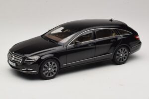Mercedes CLS Shooting Brake X218 Preto Obsidiana Metalizado Norev 1:18 183944 Metal