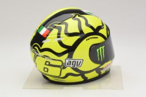Capacete AGV V. Rossi MotoGP Valencia Test 2009 Minichamps 1:2 327100066 Metal - imagem 4 de 7