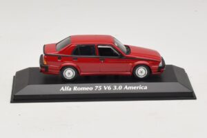 Alfa Romeo 75 V6 3.0 America Vermelho Maxichamps 1:43 940120461 Metal