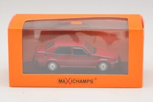 Alfa Romeo 75 V6 3.0 America Vermelho Maxichamps 1:43 940120461 Metal - imagem 5 de 5