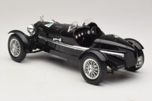 Alfa Romeo 8C Monza Preto Bburago 1:18 3014-P1 Metal - imagem 5 de 6