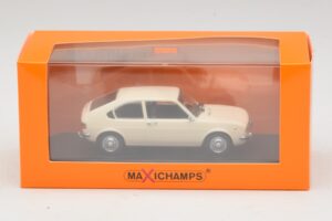 Alfa Romeo Alfasud Branco Maxichamps 1:43 940120101 Metal - imagem 5 de 5