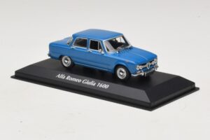Alfa Romeo Giulia 1600 Azul Maxichamps 1:43 940120900 Metal - imagem 3 de 5