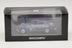 Alfa Romeo Giulia Europa-Testfahrt Sizilien-Hammerfest Minichamps 1:43 400120905 Metal - imagem 5 de 5