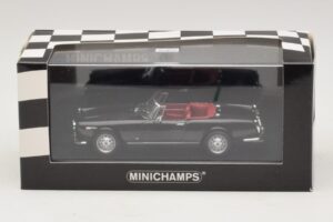 Alfa Romeo Giulia Spider Preto Minichamps 1:43 400120730 Metal - imagem 5 de 5