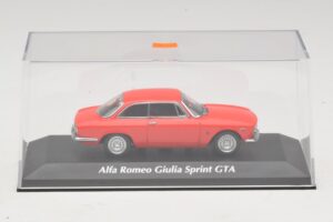 Alfa Romeo Giulia Sprint GTA Vermelho Maxichamps 1:43 940120440 Metal - imagem 4 de 5