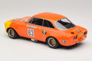 Alfa Romeo GTA 1300 Junior #83 Jagermeister R. Maschke DRM 1972 Minichamps 1:18 155721283 Metal - imagem 5 de 6