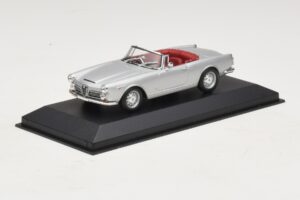 Alfa Romeo Spider 916 3.2 V6 24V Prateado Minichamps 1:43 400120330 Metal - imagem 2 de 5