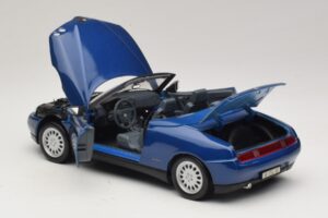 Alfa Romeo Spider 916 Azul Maisto 1:18 31831 Metal - imagem 5 de 8