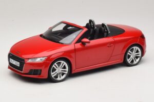 Audi TT 8J Roadster Tango Red Minichamps 1:18 Audi TT 8J Roadster Tango Red Minichamps 1:18 5011400525 Metal