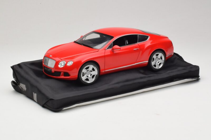 Bentley Continental GT Laranja Minichamps 1:18 100139922-P1 Metal