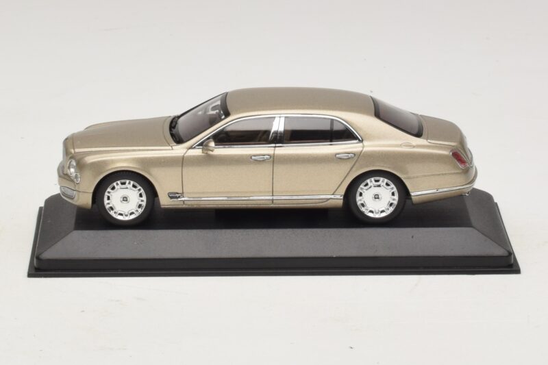 Bentley Mulsanne Dourado Metálico Minichamps 1:43 40433 Metal