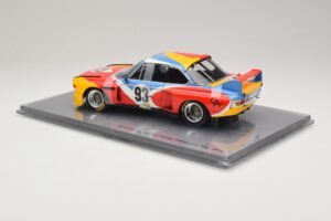 BMW 3.0 CSL Art Car Alexander Calder #51 H. Poulain / S. Posey / J. Guichet 24 Hours of Le Mans 1975 Minichamps 1:18 80430150 - imagem 5 de 7
