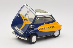 BMW Isetta 250 Lufthansa Revell 1:18 08926 Metal - imagem 2 de 8