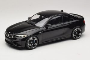 BMW M2 F87 Preto Metálico Minichamps 1:18 155026100 Metal