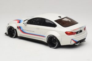 BMW M4 F82 Liberty Walk Caixa de Substituição GT Spirit 1:18 GT067-R1 Resina - imagem 5 de 6