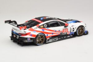BMW M8 GTE #25 BMW Team RLL B. Auberlen / A. Sims 6 Hours of Watkins Glen 2018 Minichamps 1:18 155182995 Metal - imagem 2 de 6