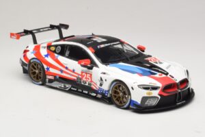 BMW M8 GTE #25 BMW Team RLL B. Auberlen / A. Sims 6 Hours of Watkins Glen 2018 Minichamps 1:18 155182995 Metal - imagem 4 de 6