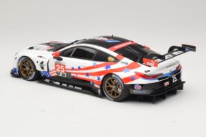 BMW M8 GTE #25 BMW Team RLL B. Auberlen / A. Sims 6 Hours of Watkins Glen 2018 Minichamps 1:18 155182995 Metal - imagem 5 de 6