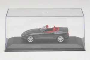 BMW Z1 Verde Escuro Com Interior Vermelho Minichamps 1:43 BMW021 Metal - imagem 4 de 5
