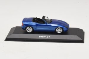 BMW Z1 E30 Azul Metálico Maxichamps 1:43 BMW Z1 E30 Azul Metálico Maxichamps 1:43 940020101 Diecast