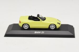 BMW Z1 E30 Amarelo Maxichamps 1:43 BMW Z1 E30 Amarelo Maxichamps 1:43 940020100 Diecast