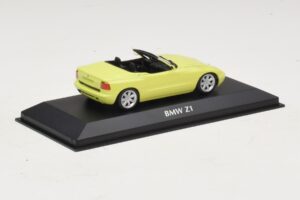 BMW Z1 E30 Amarelo Maxichamps 1:43 940020100 Diecast - imagem 2 de 5