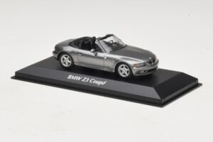 BMW Z3 Cinzento Metálico Maxichamps 1:43 940024330 Metal - imagem 3 de 5