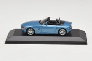 BMW Z4 E85 Azul Claro Metálico Caixa De Substituição Minichamps 1:43 BMW Z4 E85 Azul Claro Metálico Caixa De Substituição Minichamps 1:43 80420144054-R1 Diecast
