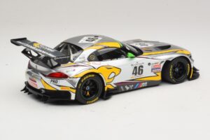 BMW Z4 GT3 #46 M. Palttala / L. Luhr 24 Hours of Spa Winner 2015 Minichamps 1:18 151152346 Metal - imagem 2 de 6