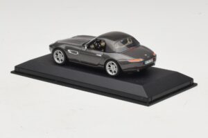 BMW Z8 E52 Hardtop Cinzento Minichamps 1:43 BMW022 Diecast - imagem 3 de 5