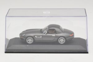 BMW Z8 E52 Hardtop Cinzento Minichamps 1:43 BMW022 Diecast - imagem 4 de 5