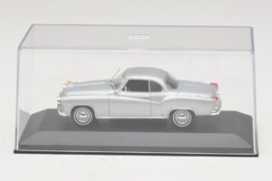 Borgward Isabella Coupé Prateado Minichamps 1:43 400096031 Metal - imagem 4 de 5