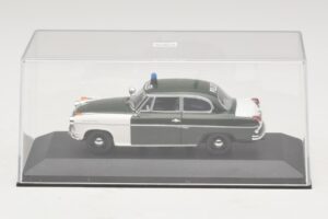 Borgward Isabella Polizei Frankfurt Minichamps 1:43 400096090 Metal - imagem 4 de 5